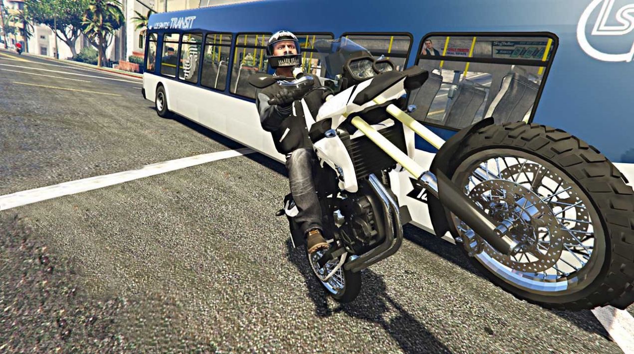 狂热摩托车游戏安卓版 v1.0